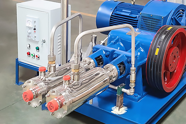 High Pressure CO2 Pumps